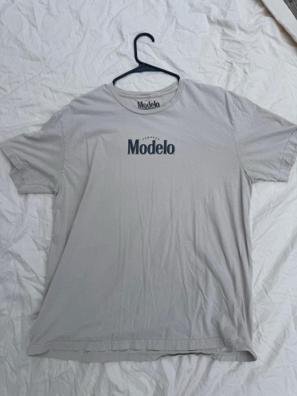 ModelCo Men's Crew Tee in Light Gray with Navy Logo
